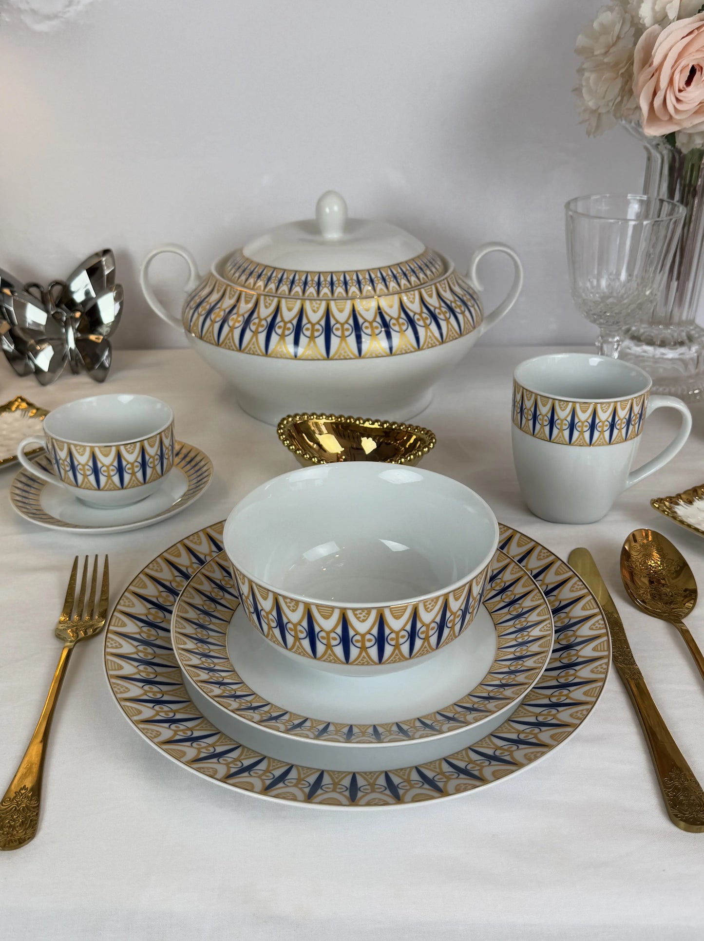 Service de table bordure OR - 38 pièces