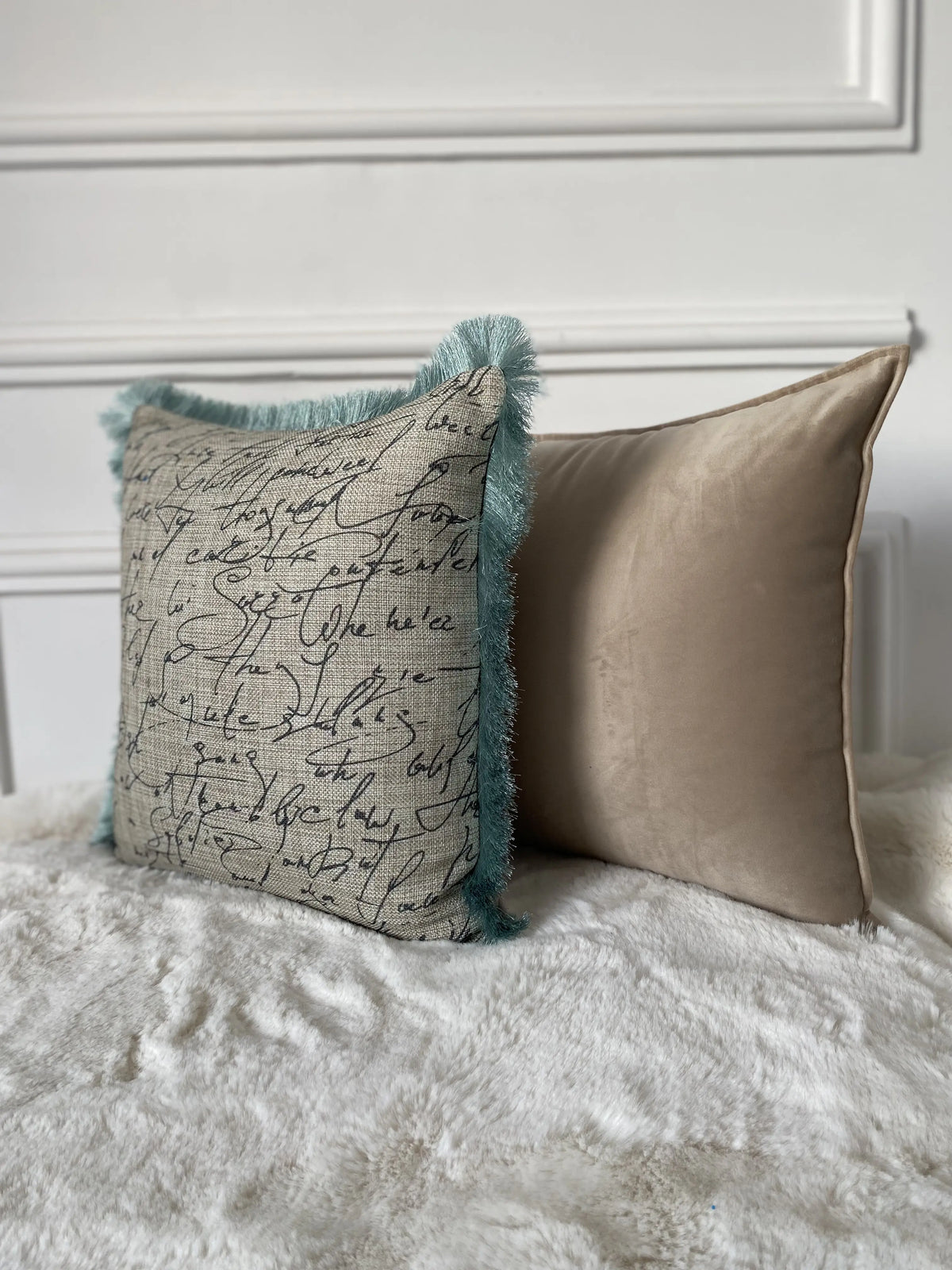 COUSSIN TOILE CALLIGRAPHIE