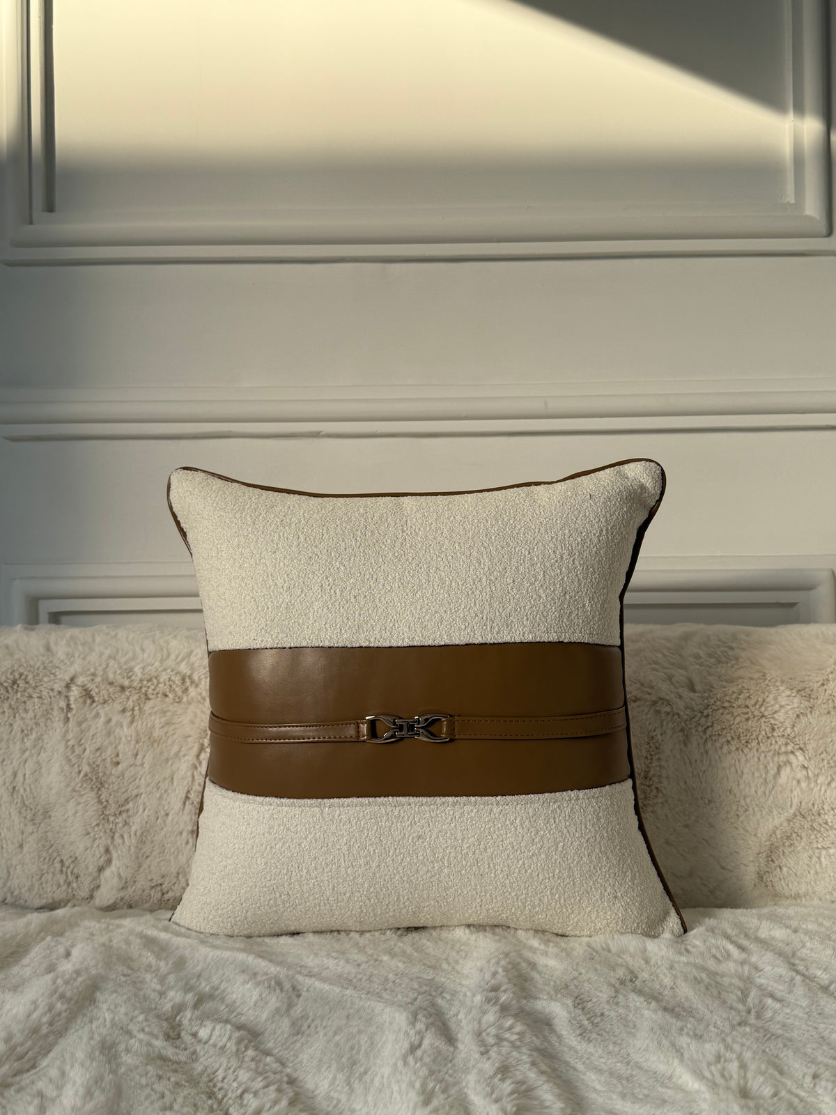 COUSSIN BOUCLETTE TABAC BANDE