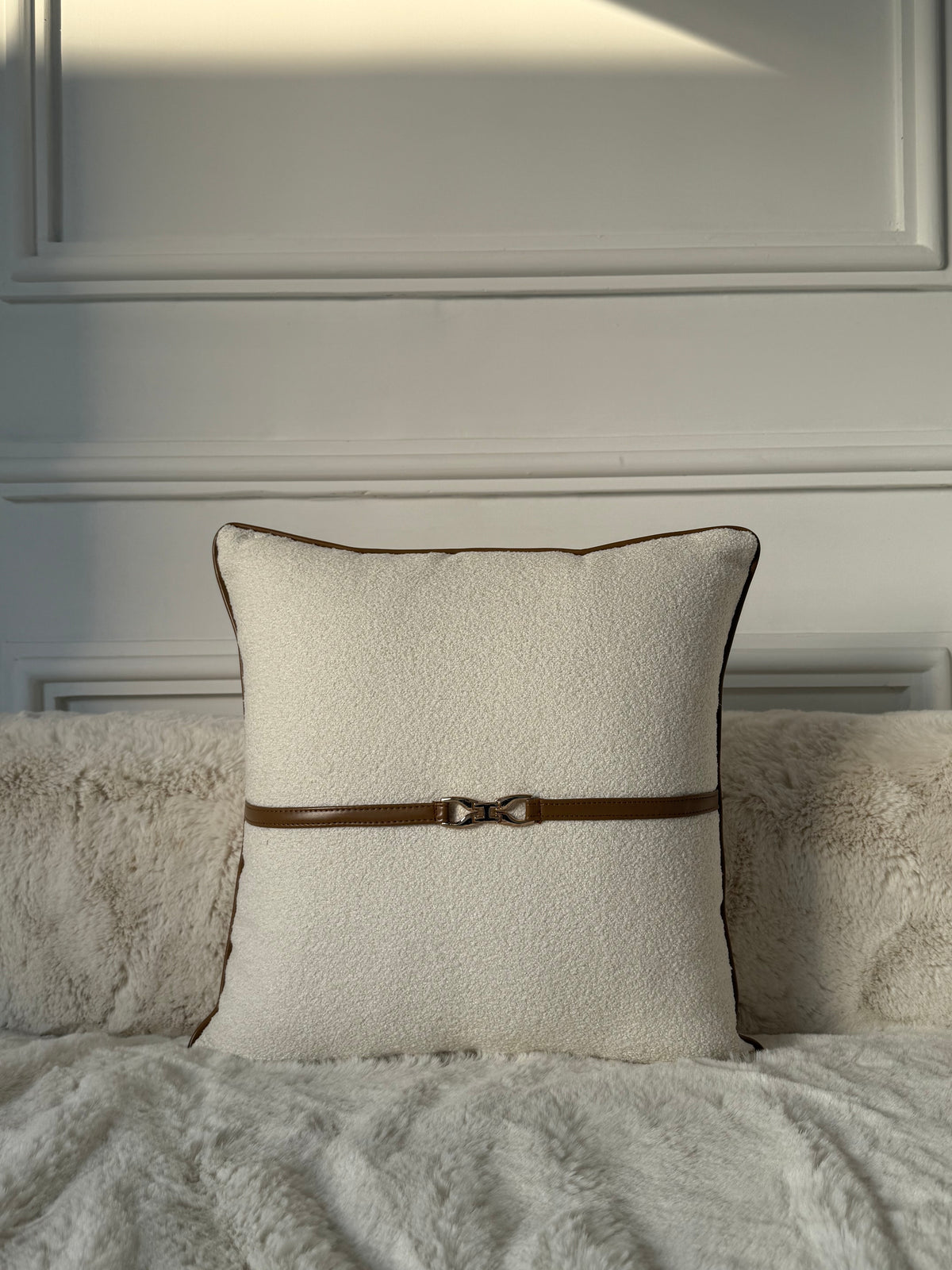 COUSSIN BOUCLETTE TABAC CEINTURE