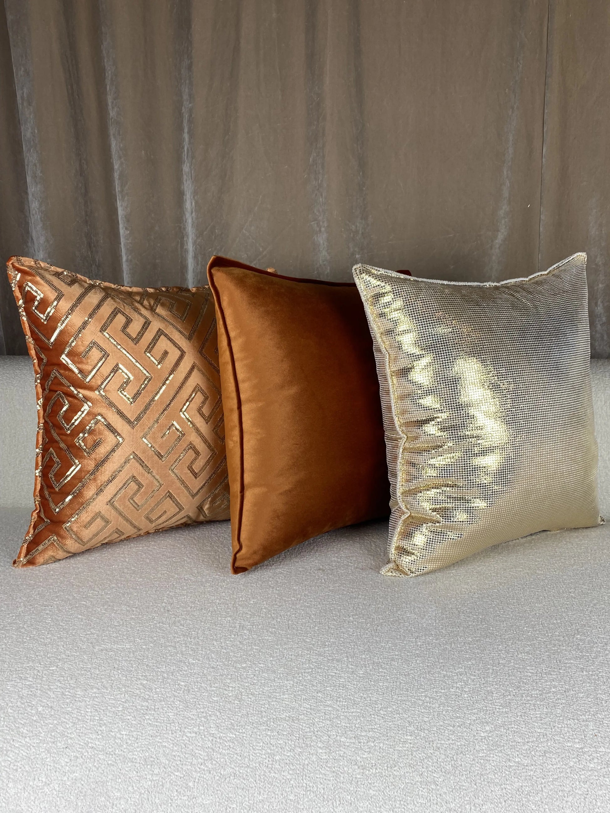 Pack 3 coussins cuivre et or