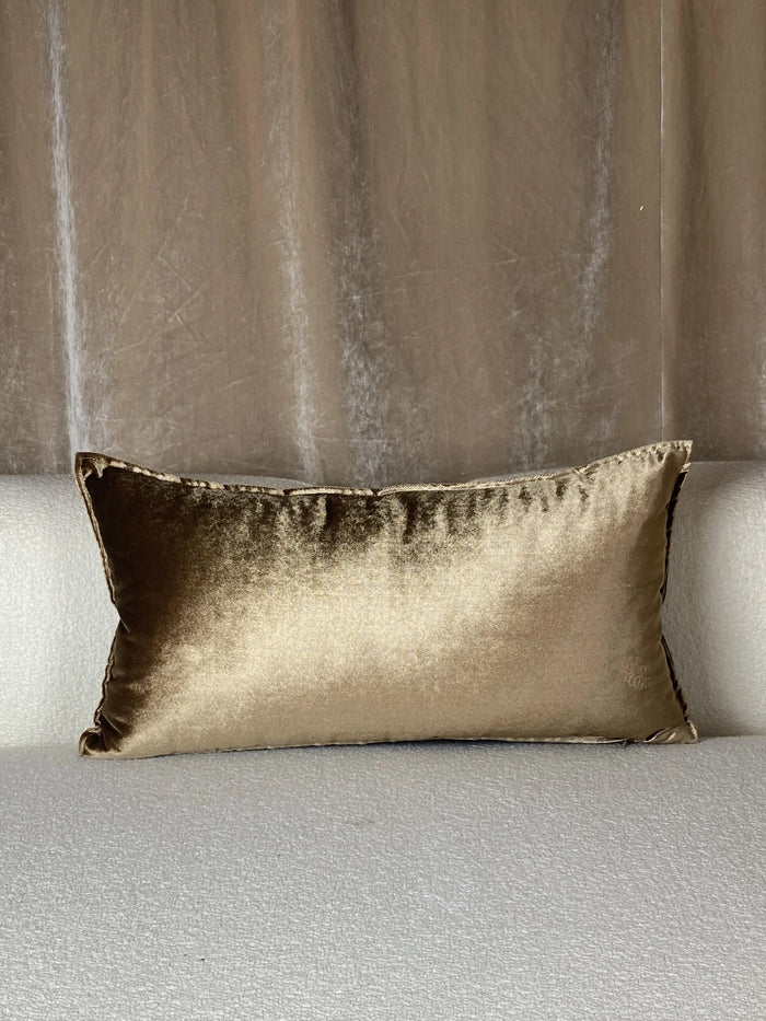 COUSSIN VELOUR UNI CHAMPAGNE DORÉ