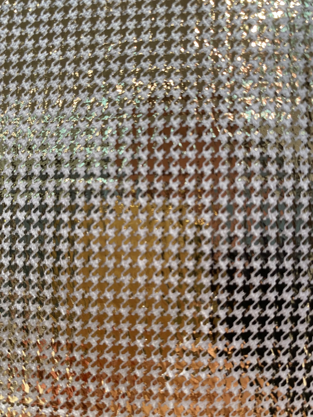MOTIF DORÉ PIED DE POULE CARRÉ