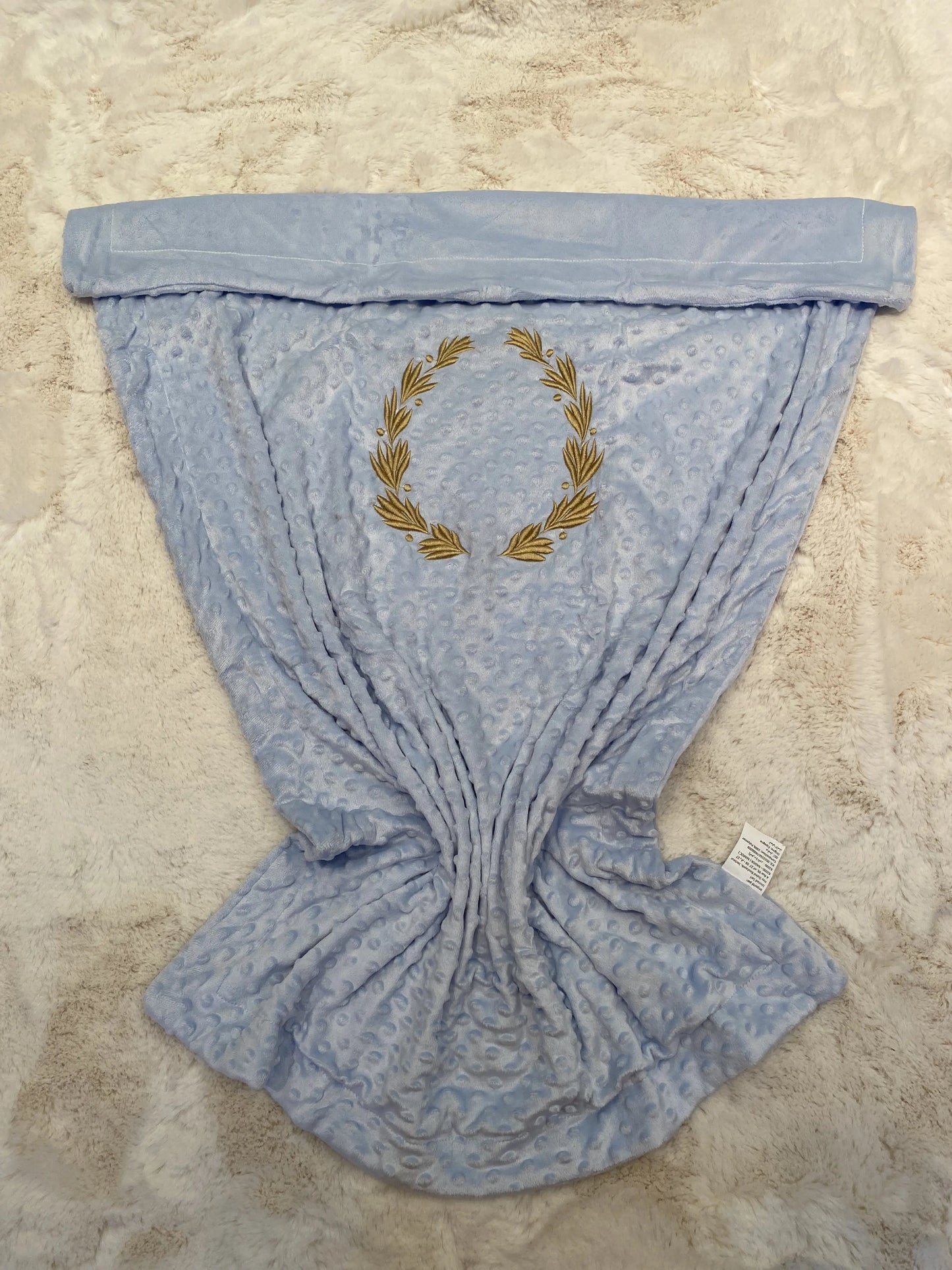 Couverture nouveau né Brodé bleu ciel