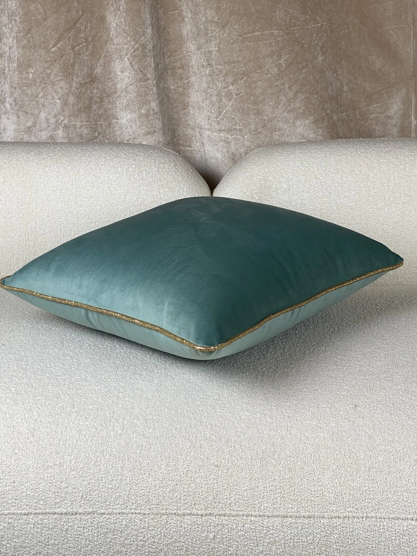 COUSSIN VELOUR VERT EAU / DORÉ