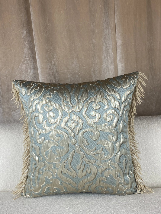 Coussin en Brocard bleu