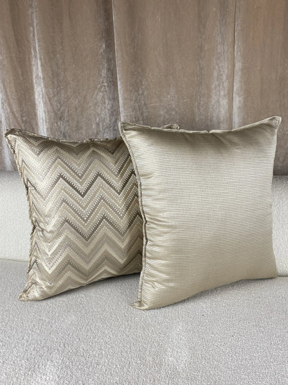 Coussin en Brocard beige