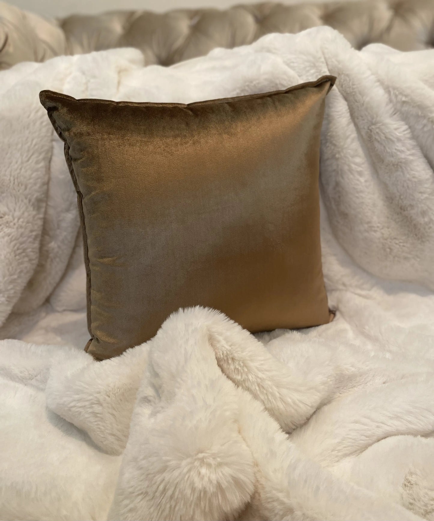 COUSSIN VELOUR UNI CHAMPAGNE